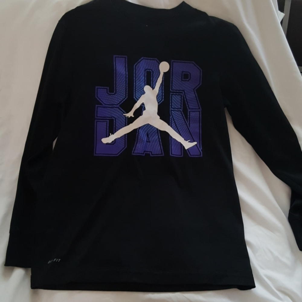 Boys large Jordan shirt